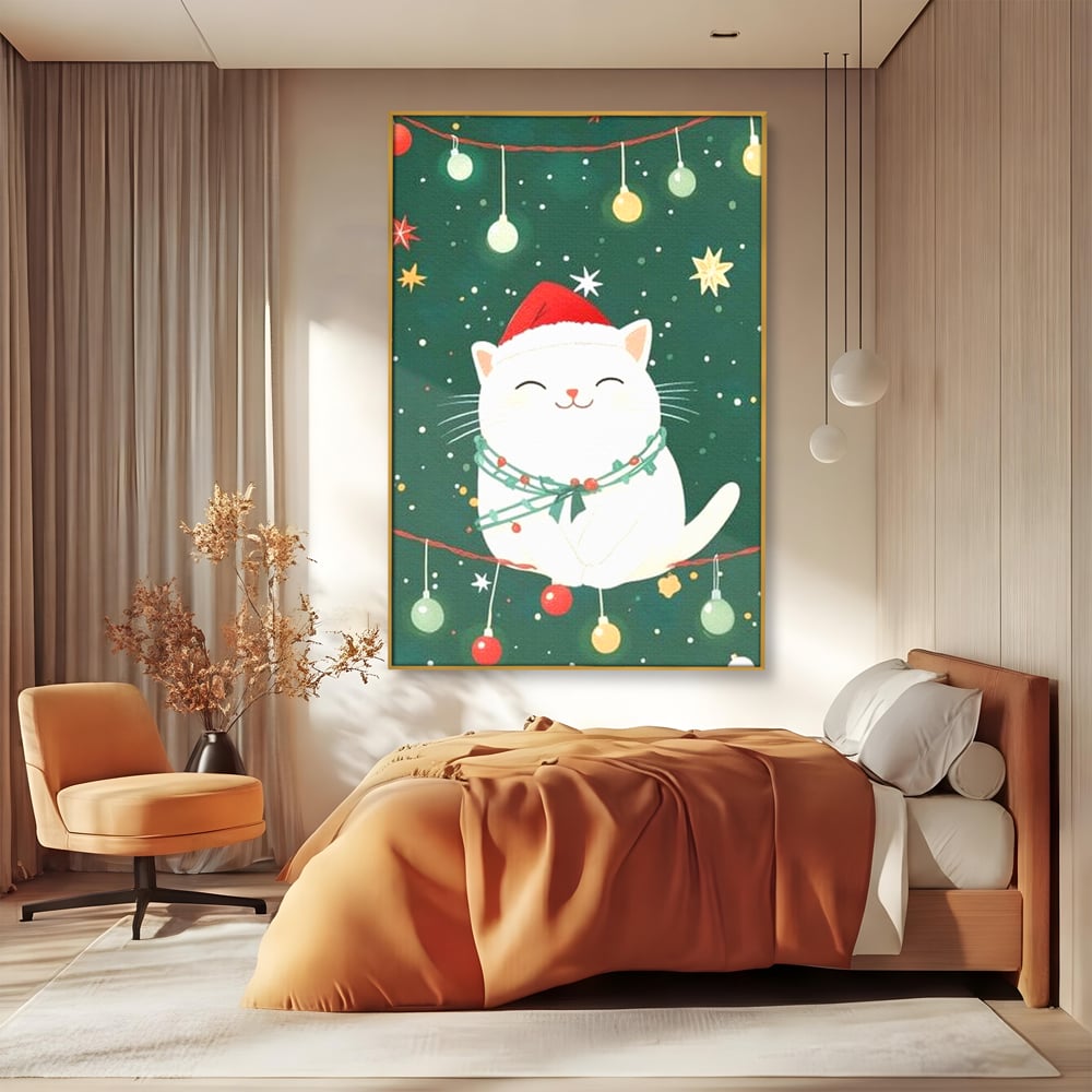 Tablou canvas cu ilustratie cu pisica alba de craciun, in rama de aluminiu auriu, pe perete intr-un dormitor